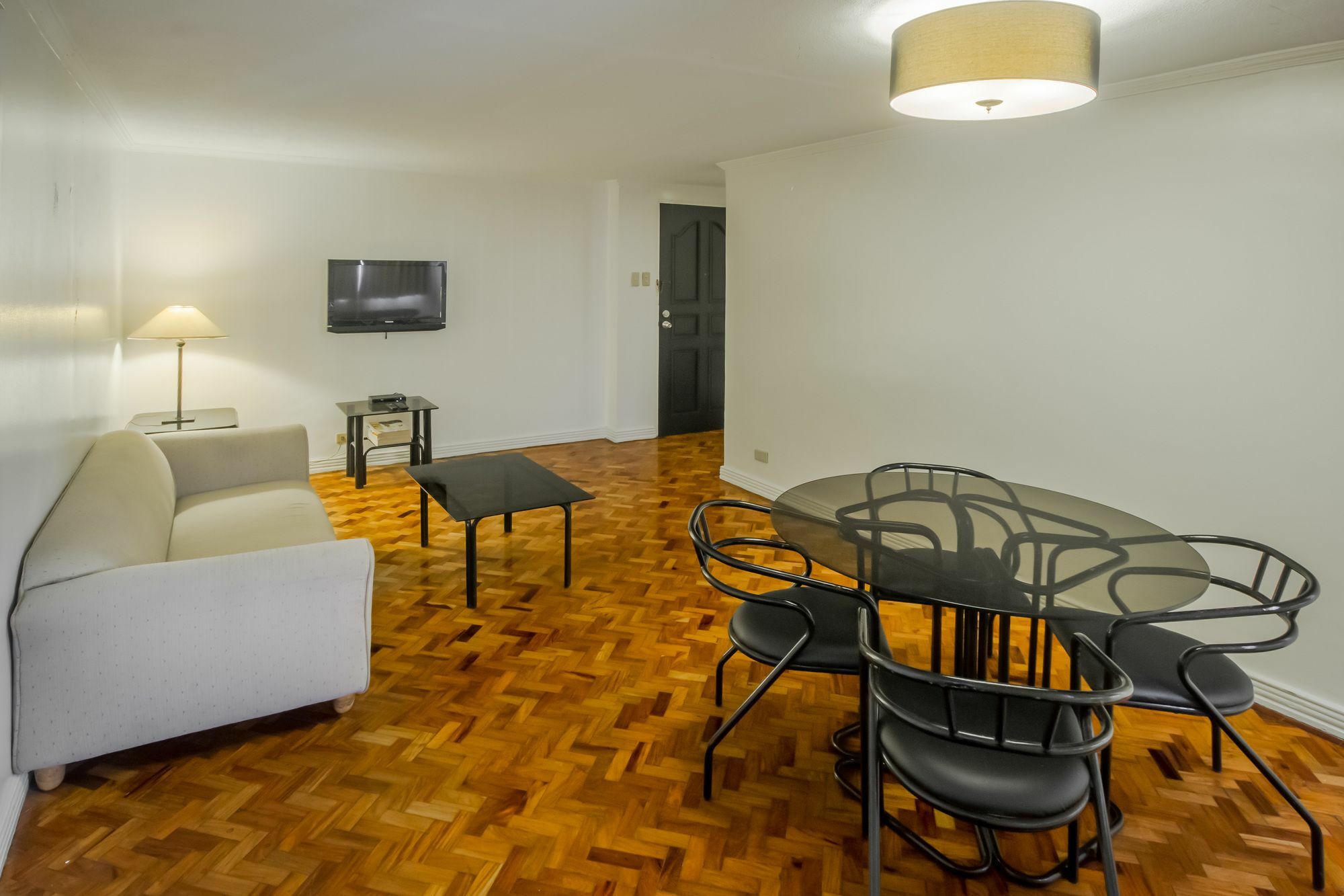 Salcedo Suites Makati City Exterior photo